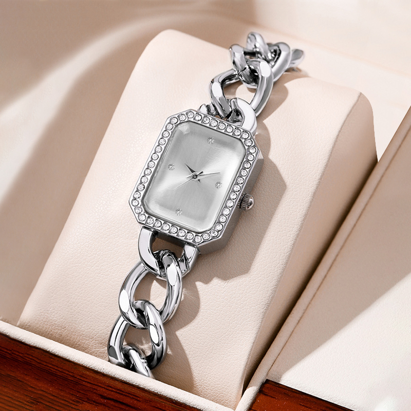 Mystery box contains 1randomco - Luxury Watch Hand ulasan dan harga