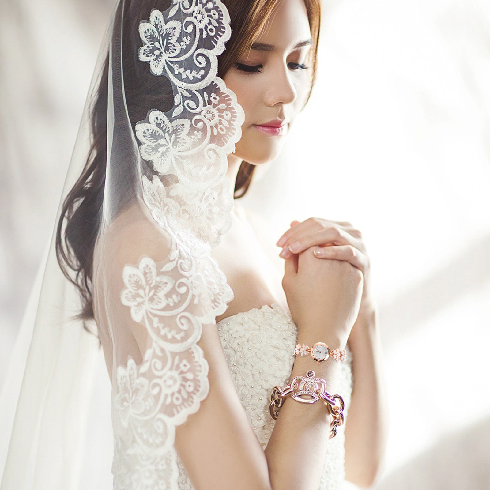 Elegant Crystal Quartz Bracele - Luxury Watch Hand ulasan dan harga
