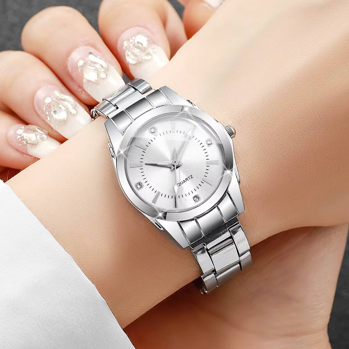 Luxury Rhinestone Women Watche - Luxury Watch Storage ulasan dan harga